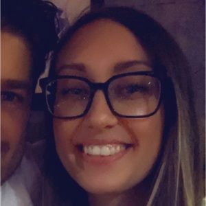 Meet your Posher, Whitney